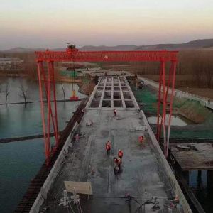 提梁機(jī)